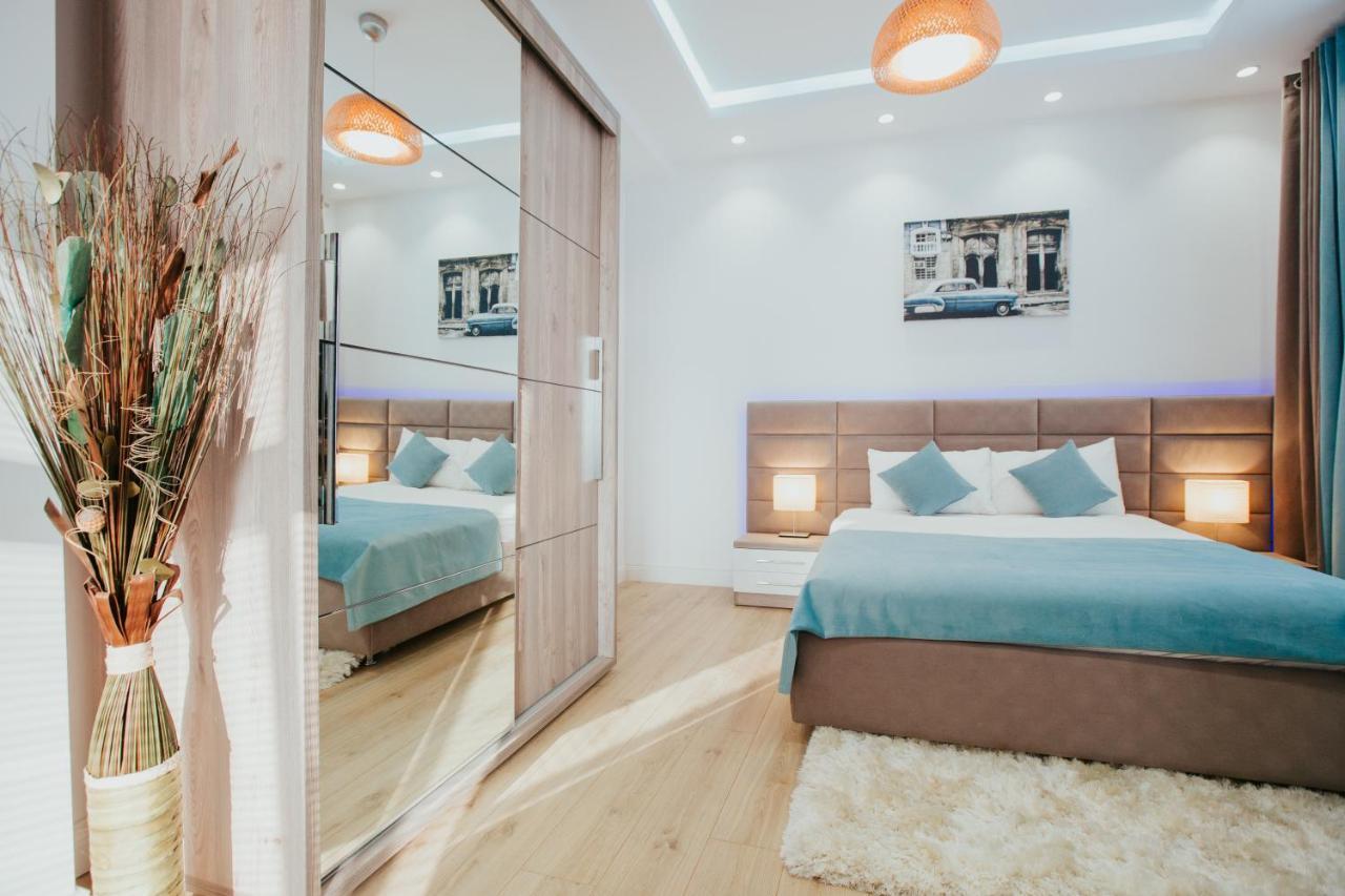 Color Apartments Corneliu Coposu 1A Street Bucharest Exterior photo